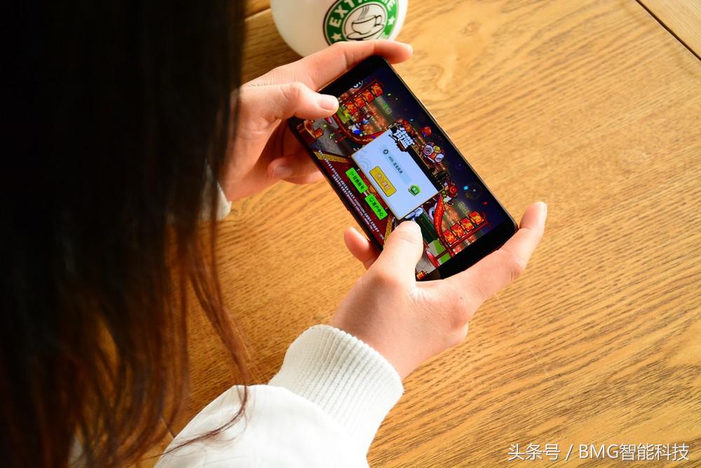 「超长评测」这年头有钱就能造手机!看看“国美U7”是个什么鬼?