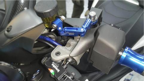 闆呴┈鍝坸max300鍒硅溅鍗囩骇璐圭敤,闆呴┈鍝坸max300鍒硅溅鍗囩骇