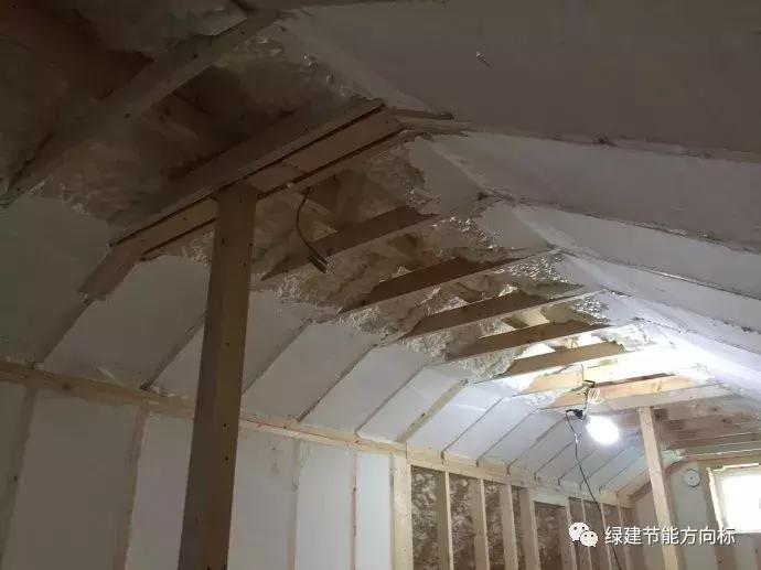 房间里特别冷而且很潮湿如何保温,顶楼冬天太冷怎么做保温