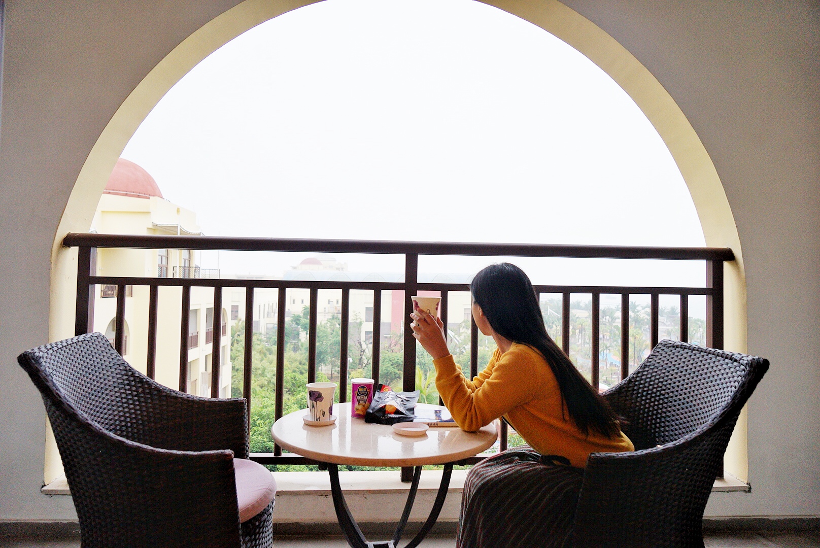 死海景区泡温泉,死海漂浮汤泉