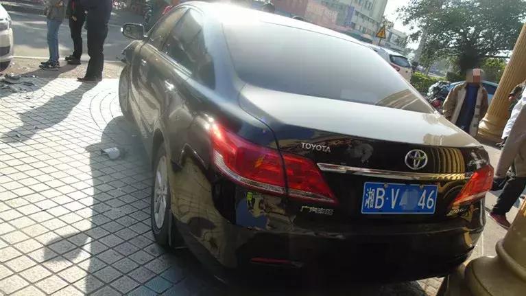 珠海男子租车撞自己客户小车!保险不赔还被扣12分!