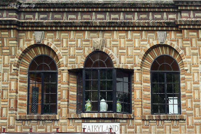 上海可以坐地铁去的古镇,上海国外风情的小镇