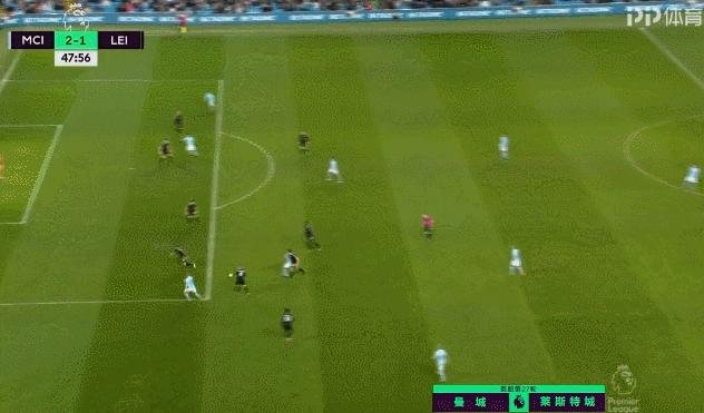 从本方进攻终结者到对手噩梦制造者阿奎罗打肿了多少人的脸