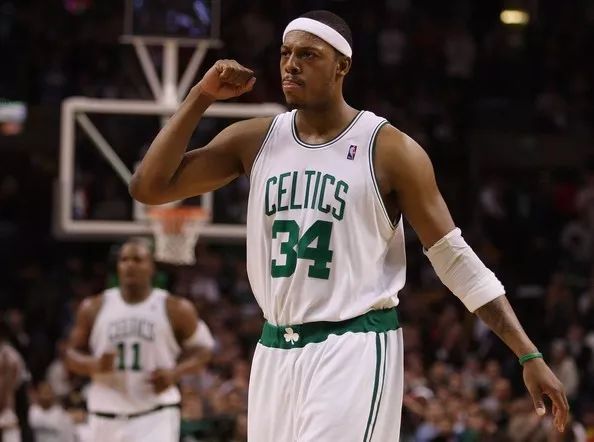 凯尔特人0号球衣不是退役了吗,凯尔特人黑球衣