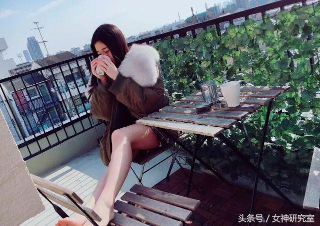 白领们一发工资就找她代购奢侈品,月光族真是伤不起