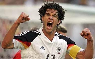 天下足球催泪文案视频,天下足球催泪文案劳尔