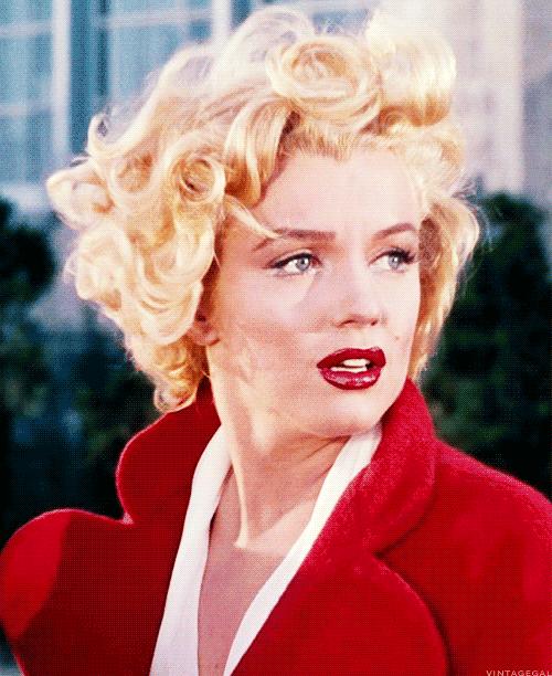 cpb口红311同款,口红界的爱马仕蝴蝶结