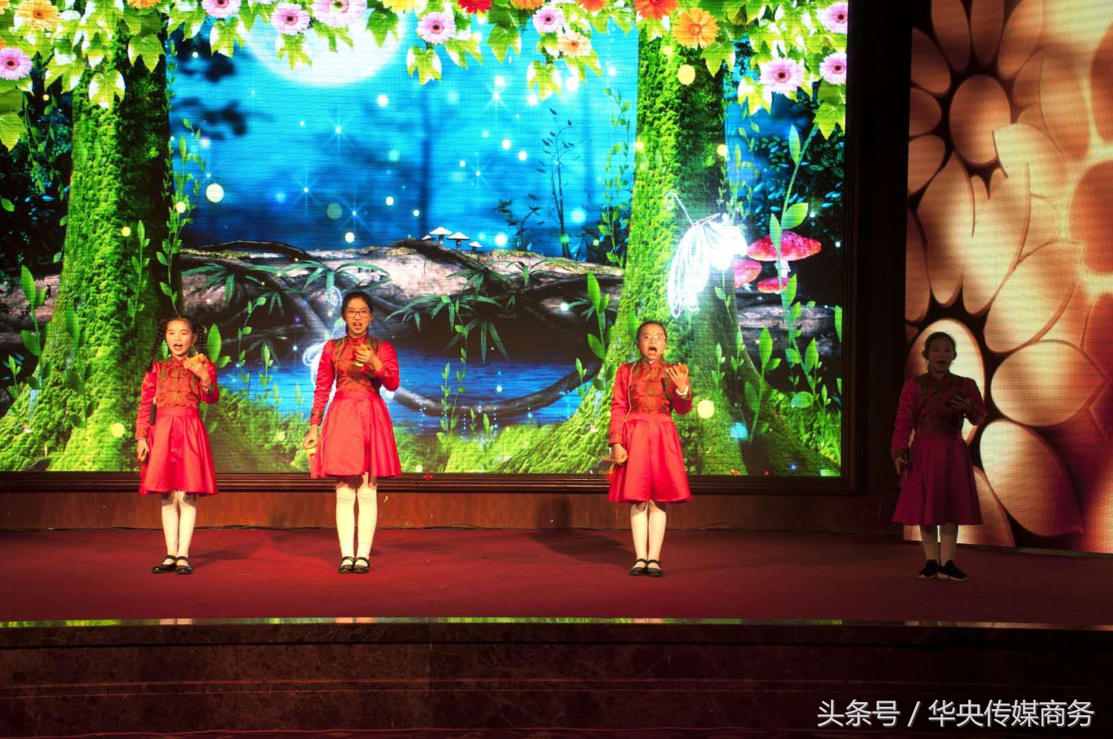 2018中国梦一家亲春晚暨潍坊筑梦艺术团成立和齐鲁团表彰晚会举办