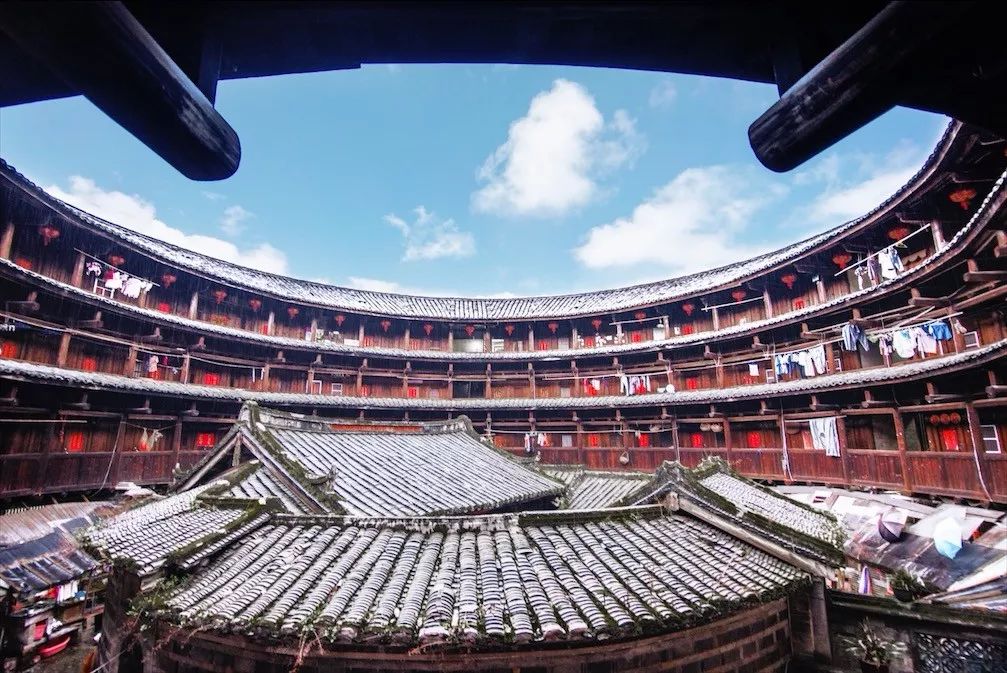 大学四年,我赚到人生第一个十万,去了十个省市,三个国家