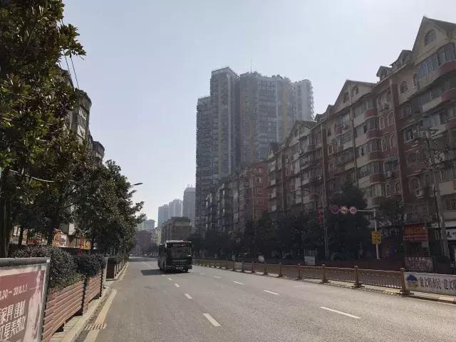 大年初一都匀哪里热闹,大年初一的现状