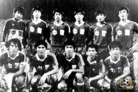 津门足球双百颂图片,津门足球双百颂签售会