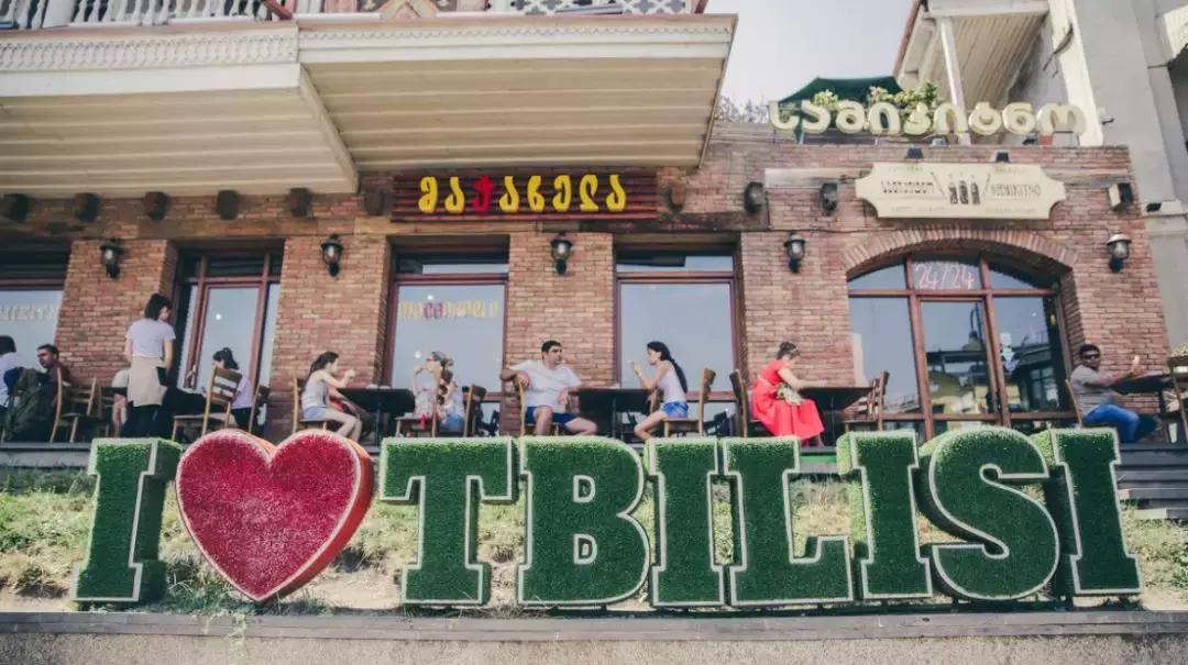 知乎高赞:有哪些适合旅行的国家,听起来高大上其实很实惠?