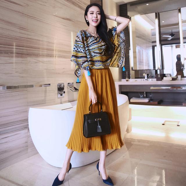 省去搭配的烦恼,省心搭配时尚套装绝对是首选