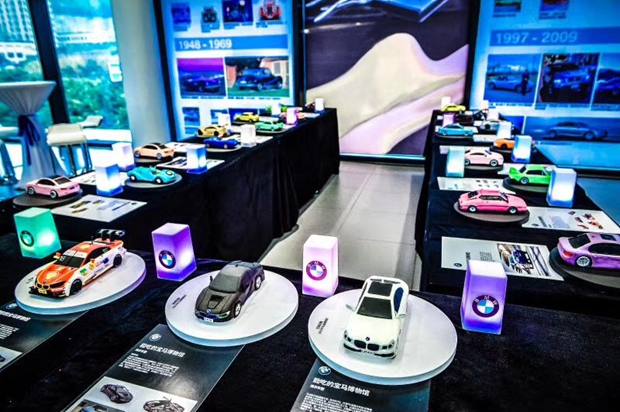 能吃的宝马博物馆2.6米宝马logo蛋糕申请吉尼斯记录