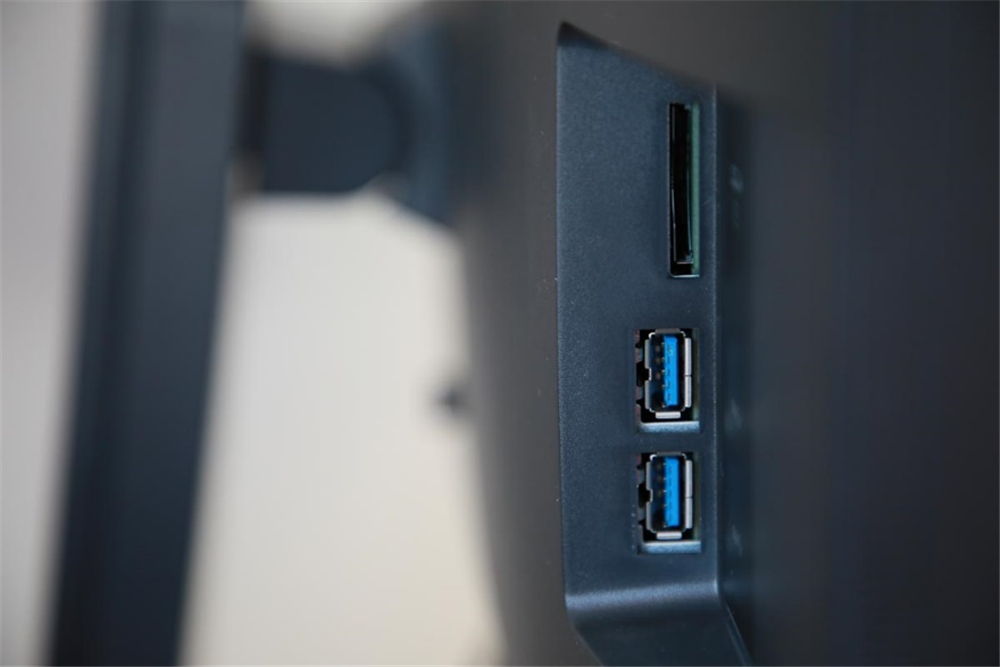 摄影修图用什么显示器好一点,摄影修图适合什么显示器