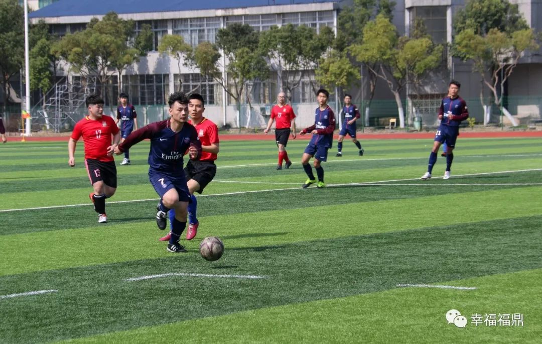 上周六球赛战绩,前段时间的足球比赛在哪里举行