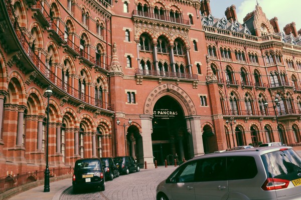 记忆在岁月里变模糊,记忆在流逝的岁月里模糊