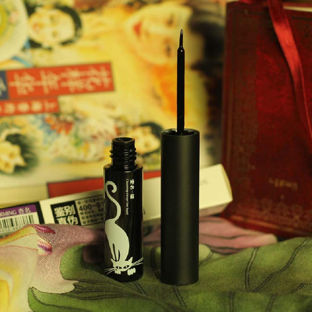 化妆前后反差逆天化妆术全程,逆袭化妆前后对比