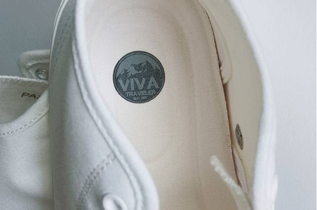 撞鞋不可怕谁最尴尬,撞鞋不可怕谁假谁尴尬