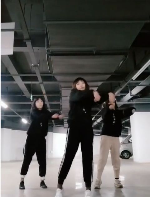 为“鬼火”正名这真不是一款只会翘头炸街的破踏板丨侃趣