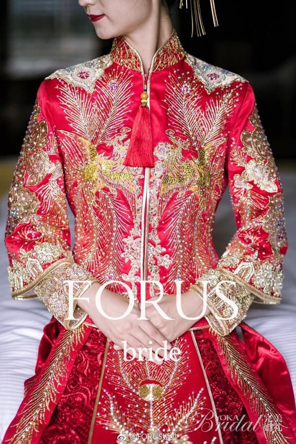 omg黑西装,omg背面到底是否镂空