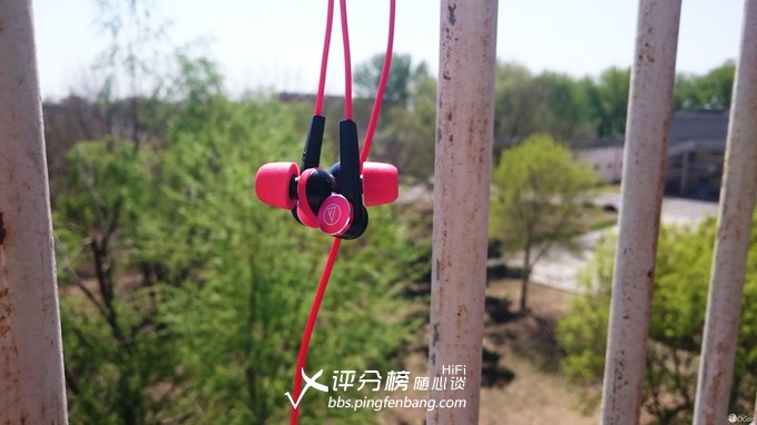 Thisismycolor，索尼h.ear无线降噪耳机MDR-100ABN浅尝