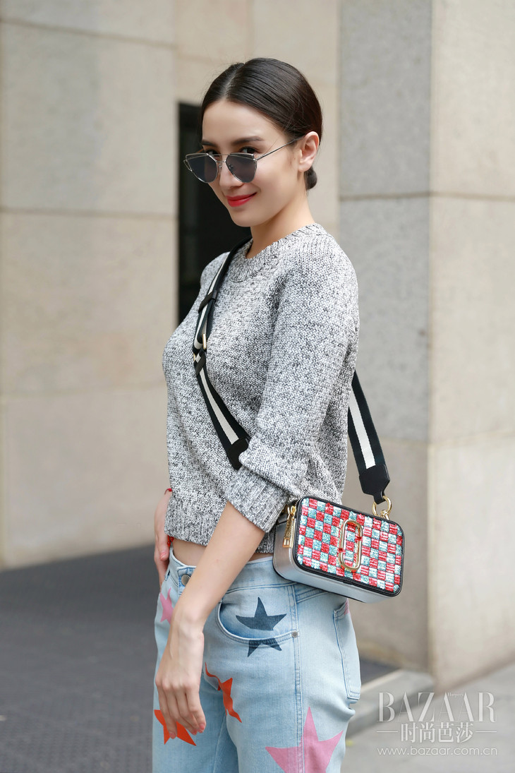 杨幂同款墨镜迪奥 (宋茜杨幂经典款手袋)