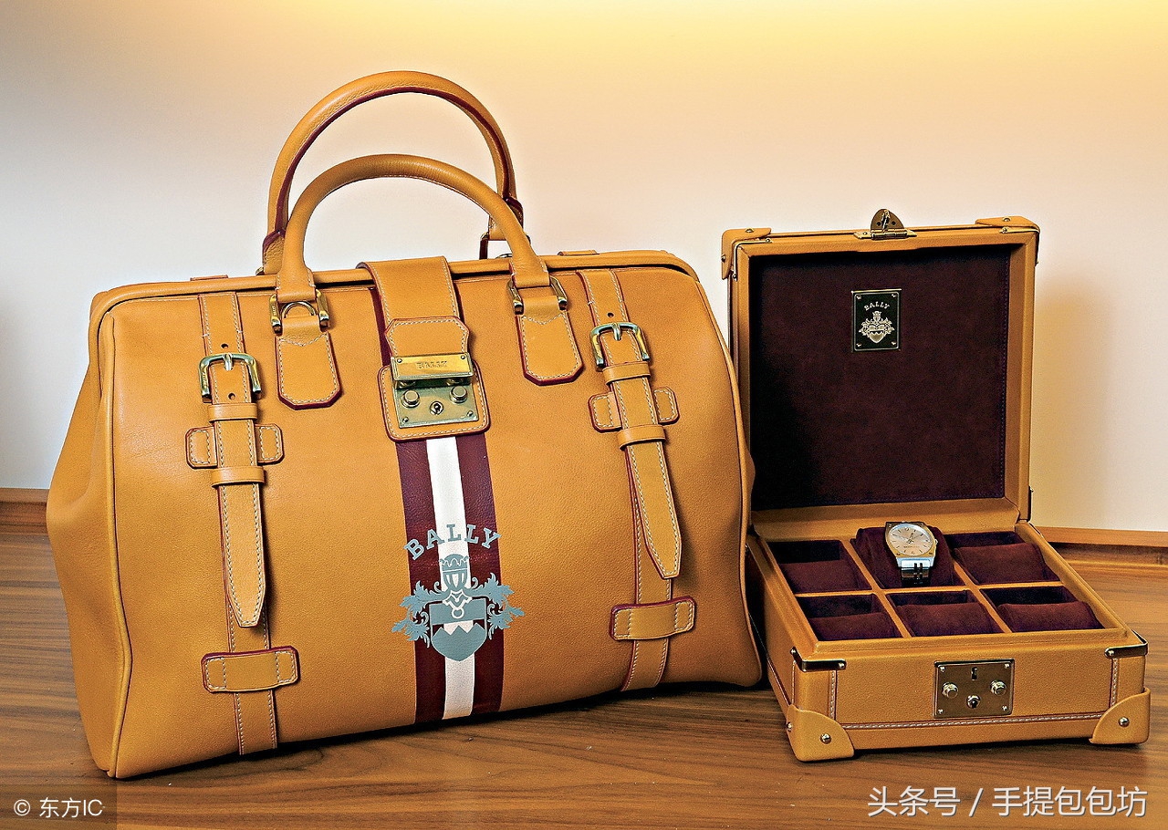 为什么有的名牌包包没有肩带呢,为什么有些大牌包包没牌子