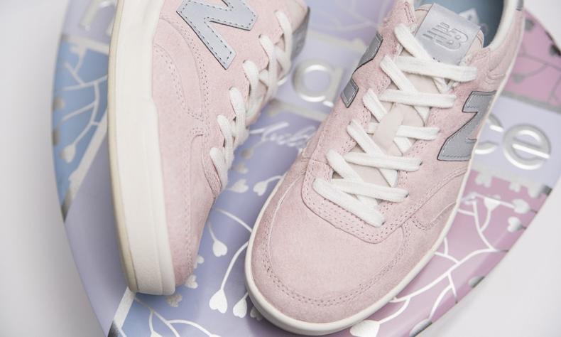 少女心爆棚的校园风运动鞋,初恋感粉色穿搭推荐
