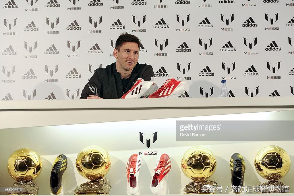 全是套路，塑料毛线组装在一起卖2000，解密足球鞋生产成本的秘密