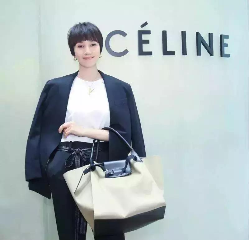 热巴新款包,迪丽热巴唐嫣同款