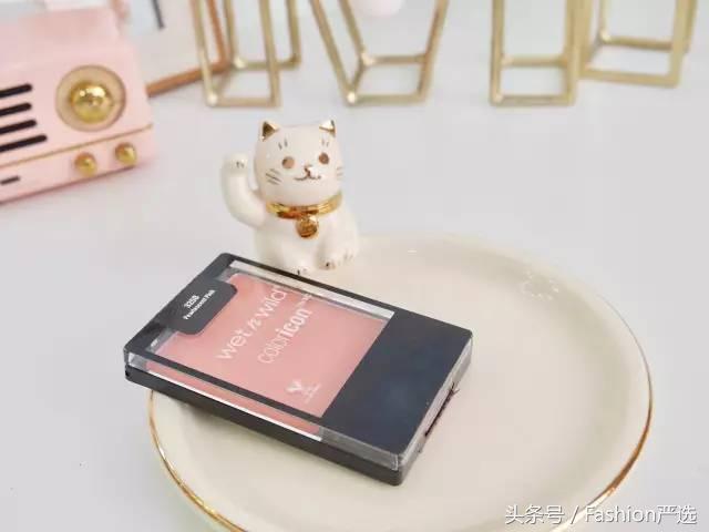 十大公认好用便宜的腮红推荐女,化妆十大类