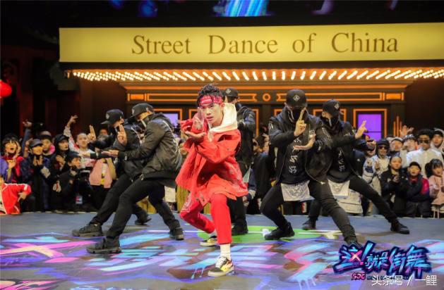 这就是街舞对易烊千玺的评价,易烊千玺评价街舞选手遭质疑
