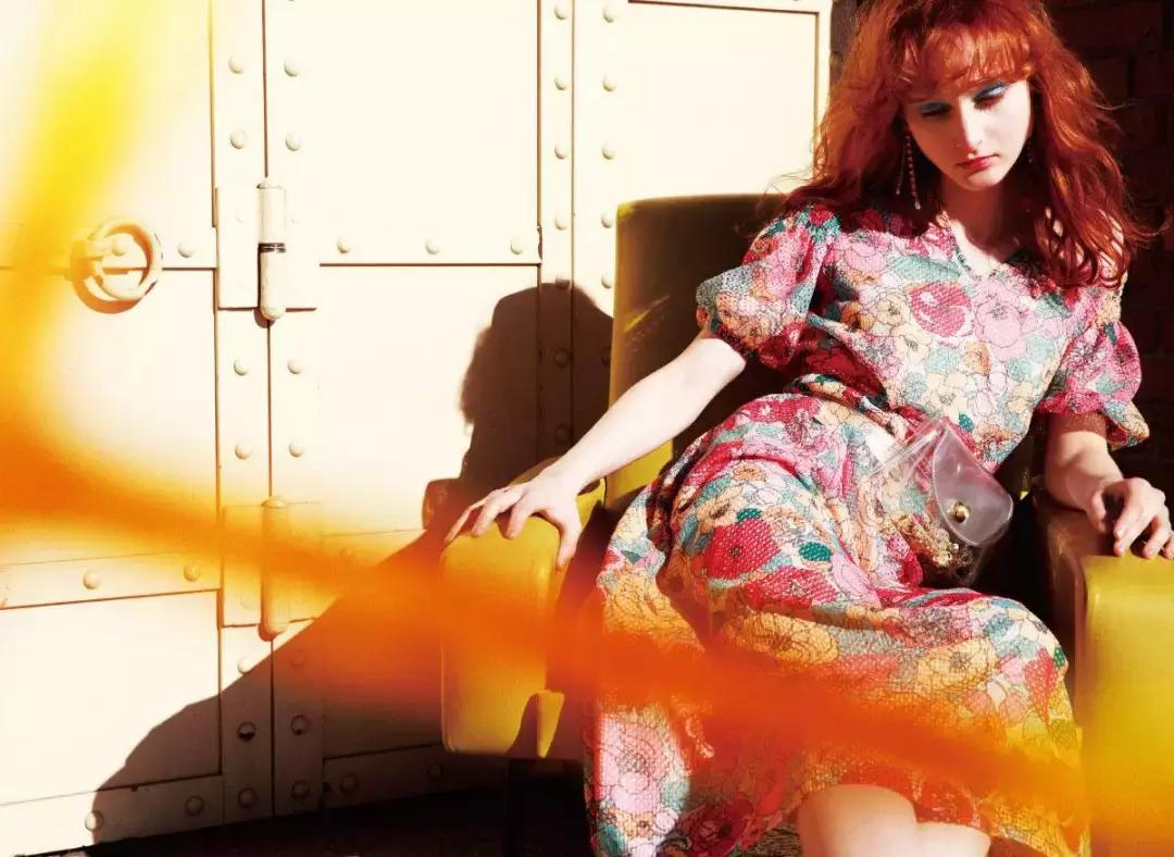 小众轻奢单鞋秋冬搭裙子,仙气裙子搭配的小白鞋推荐