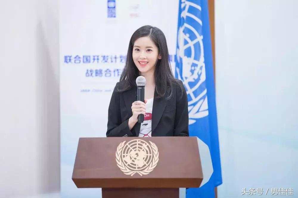 刘强东前女友目前在京东的职务,刘强东老婆年轻时的照片