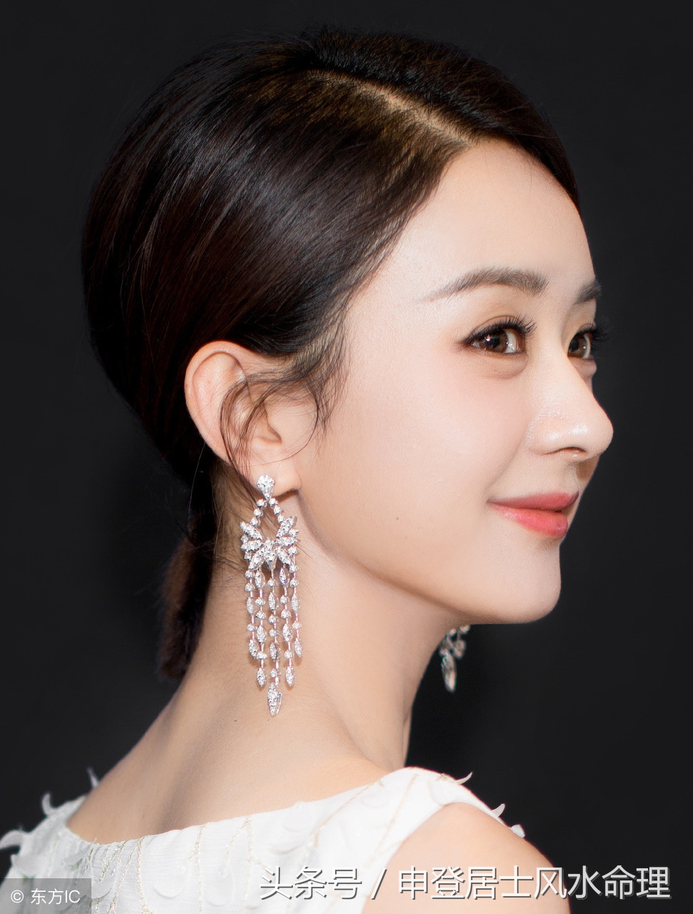 杨幂赵丽颖面相八字,赵丽颖额头面相分析