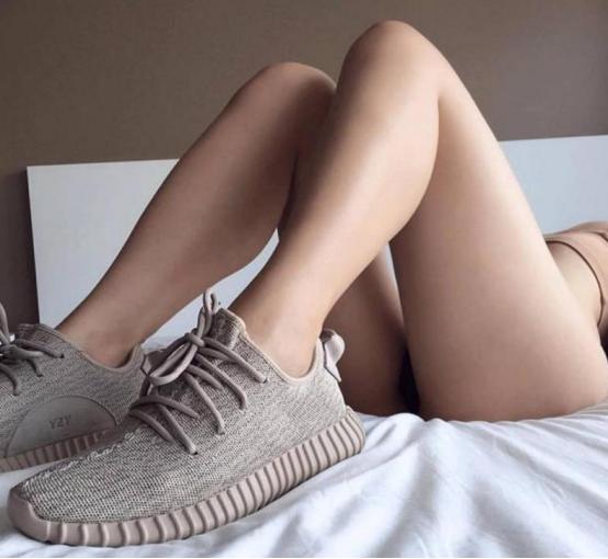 yeezy系列莆田鞋,yeezy洞洞鞋是正品吗