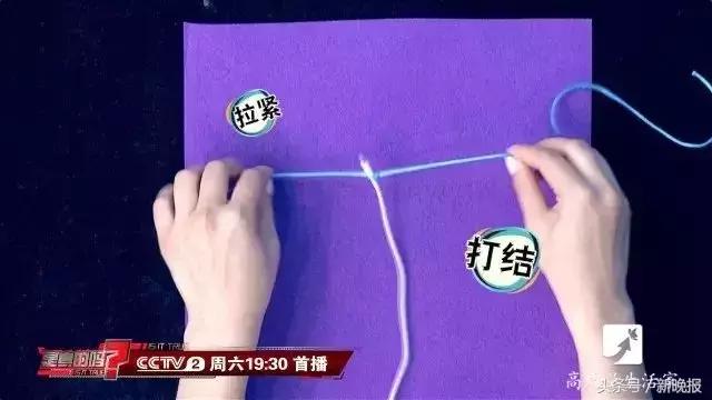 手机充电充一下断一下怎么解决,手机充电线动不动就断