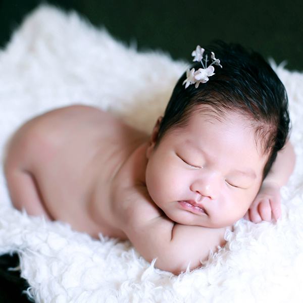 新生儿发育的特点有哪些,新生儿宝宝的生理特点和发育问题