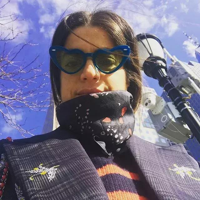 教你一招简单拍出漂亮的自拍照,如何拍出好看的自拍照