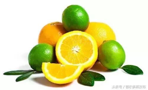 与狗接吻不怕得狂犬病吗,跟狗狗亲嘴会感染狂犬病么