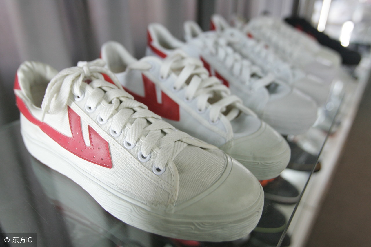 小时候的篮球鞋,以前打球都穿什么鞋