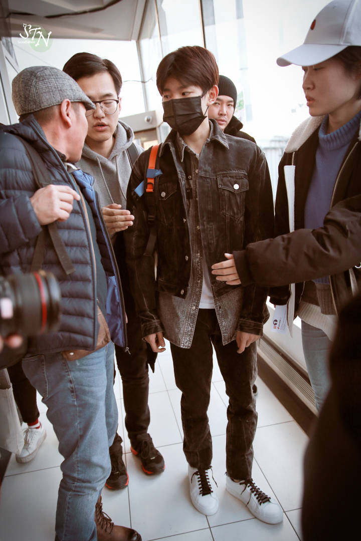 王源王俊凯巴黎时装周,王源参加巴黎时装周了吗