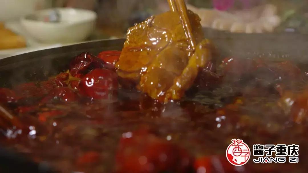 重庆又有一个公园要火了,重庆八一广场上面的楼