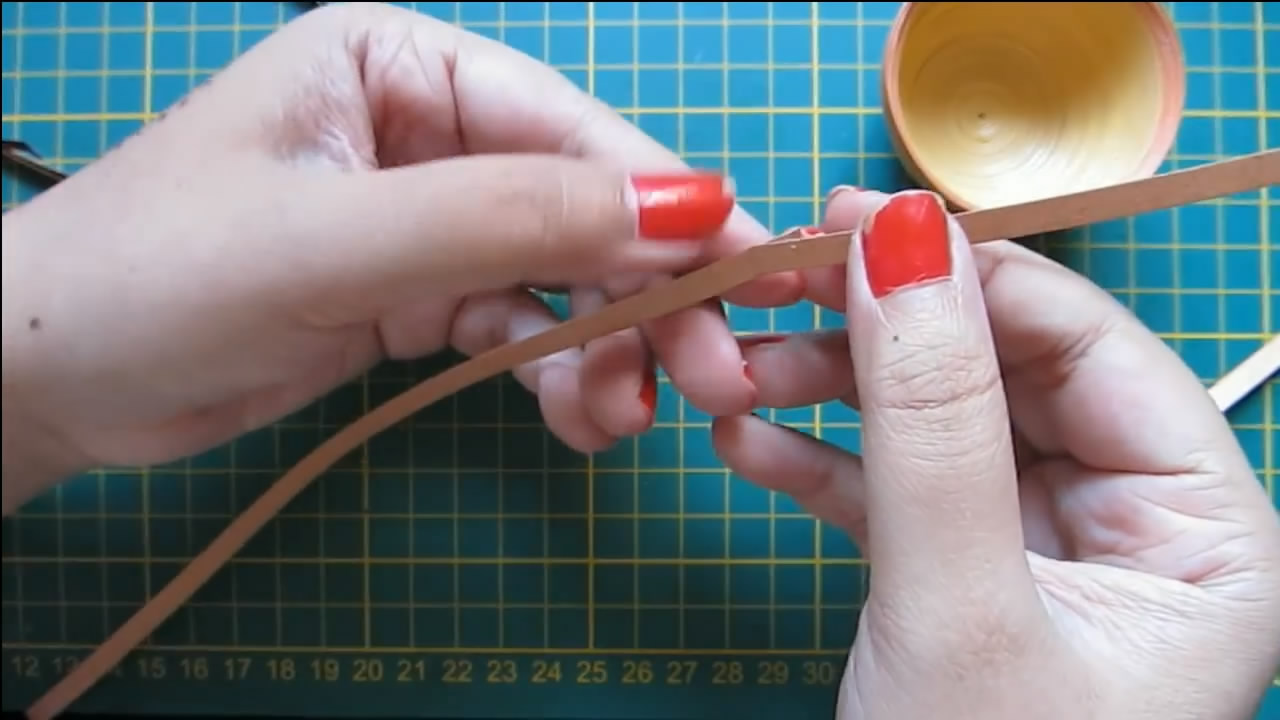 制作七彩爆浆蛋糕,七彩蛋糕做法简单又漂亮