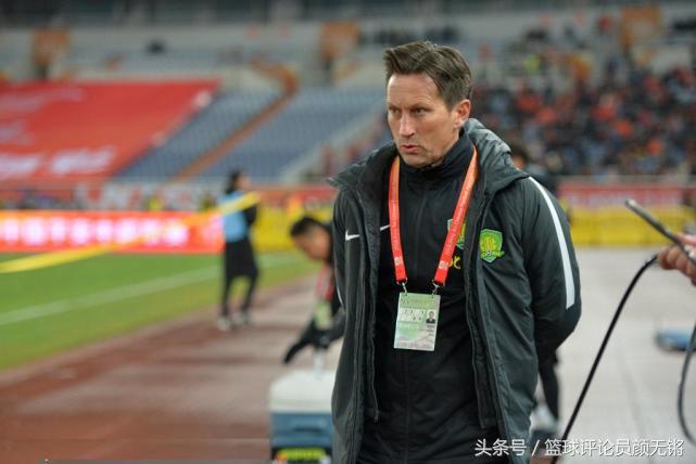 西甲球星被中超比赛惊呆不是说我们在这能称王吗？我要回家