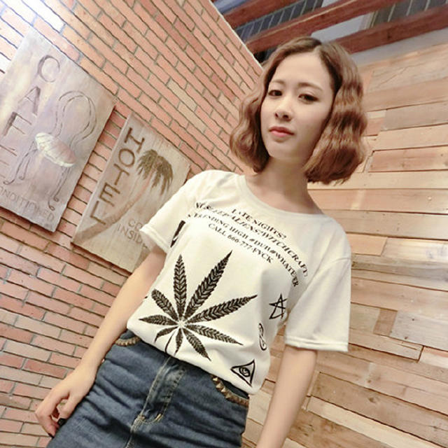 洋气小衫舒适透气又凉快气质穿搭,夏季凉爽的短衫