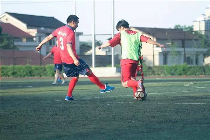 校园8人制足球比赛,清英杯校园足球联赛