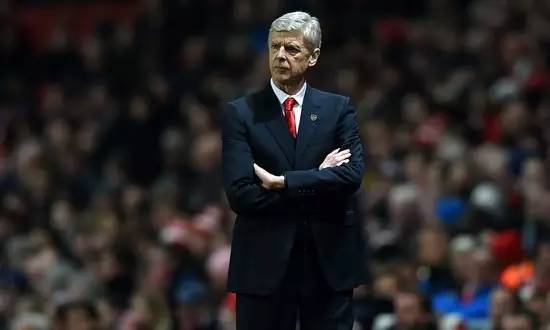 温格为什么不执教曼联,教授温格看号花钱吗