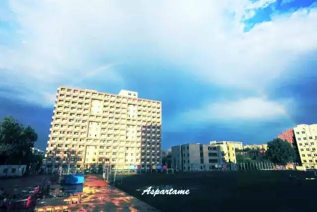 头条的中医国医高手是真的吗,北中医国医堂好中医